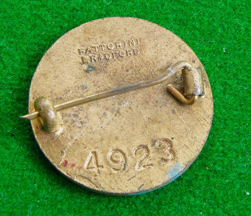 War Service Badge.